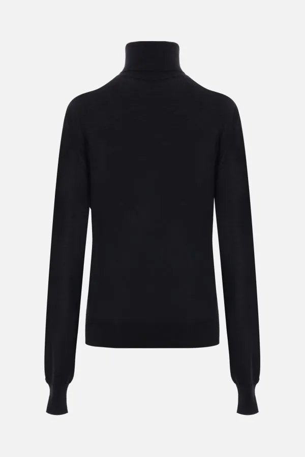 The Row  |V-neck & Crew neck